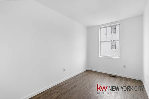 Rented by Keller Williams NYC | media 19