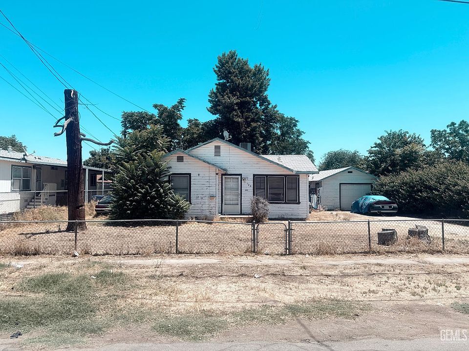 2nd image of 120 Cramer St