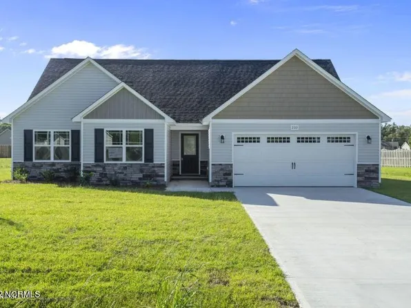 205 Pegasus Pl S, Jacksonville, NC 28540