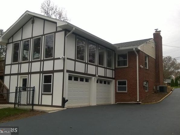 1318 Mayflower Dr
