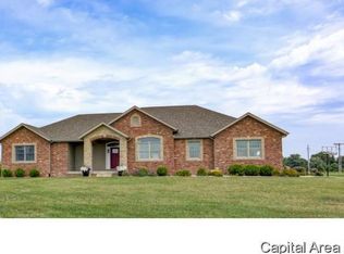 985 Fraase Rd, New Berlin, IL 62670