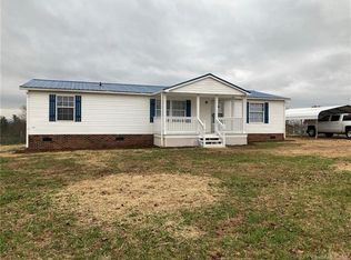 3833 Calico Rd, Lenoir, NC 28645
