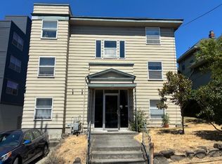 14 Howe St APT C, Seattle, WA 98109