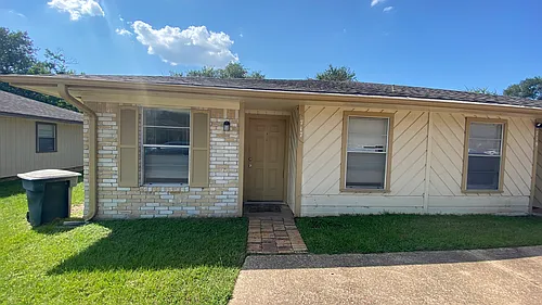 717 San Saba Dr Photo 1