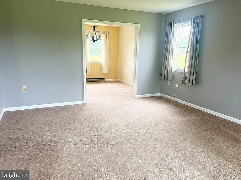 5551 Doubs Rd — Photo 3