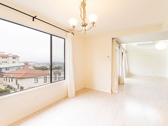 5th image of 765 W 26th St Unit 311