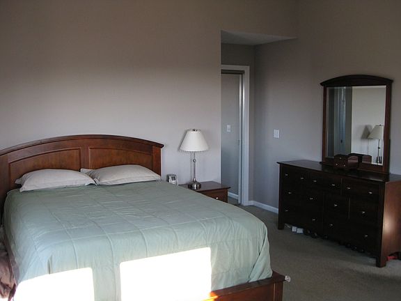 4th image of 805 Willow Pond Dr