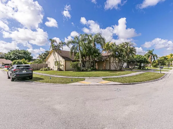 9190 Tivoli Pl, Boca Raton, FL 33434