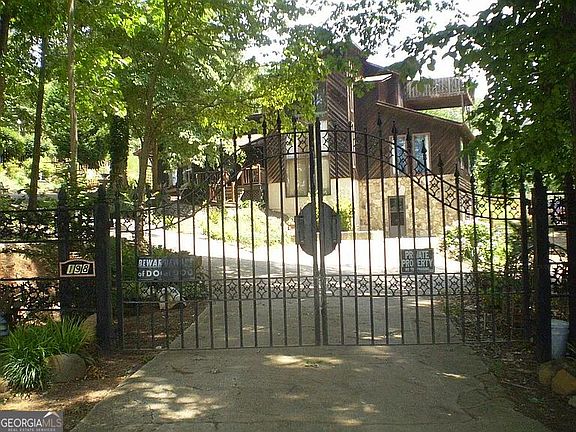 2nd image of 198 Evergreen Rd