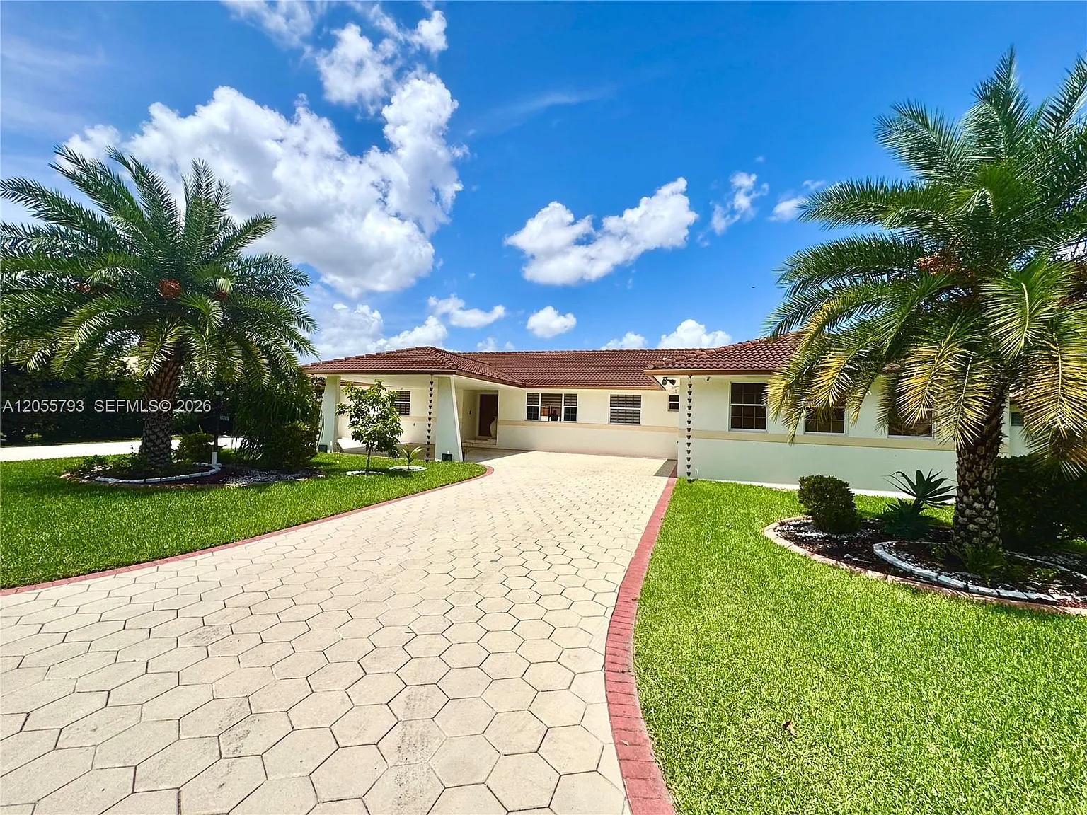 Country Club Of Miami Est — Photo 2
