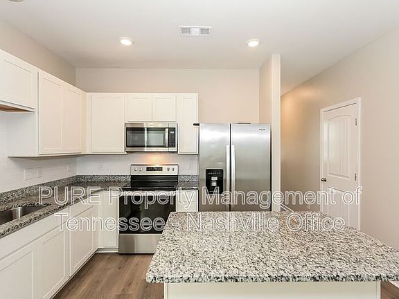 3rd image of 120 Cecil Rd