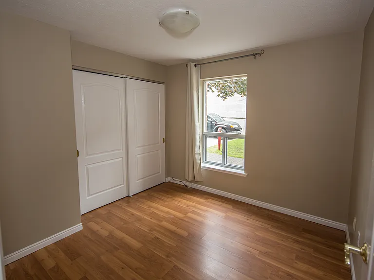 1720 Paris St — Photo 25