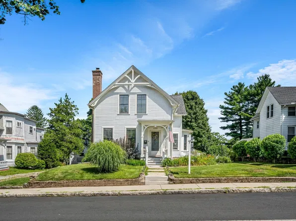 125 Chapin St, Southbridge, MA 01550