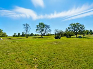 795 White Rd, Portland, TN 37148