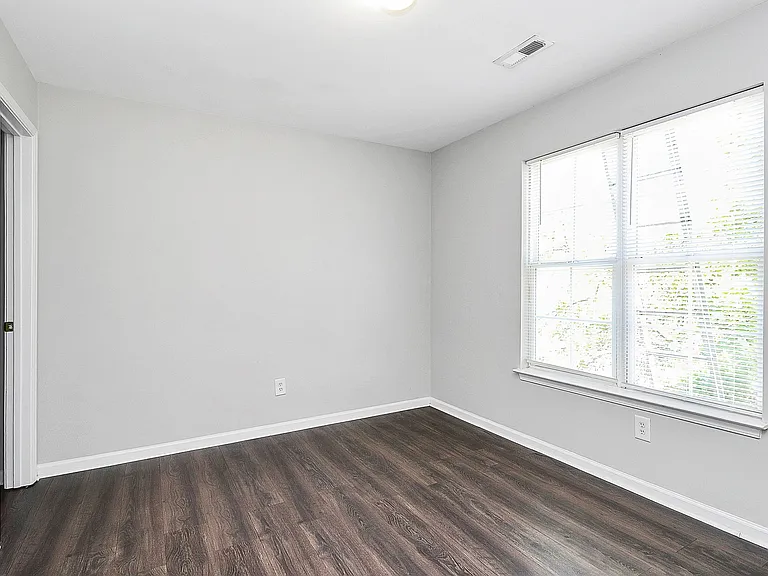 3731 Bullard St — Photo 22
