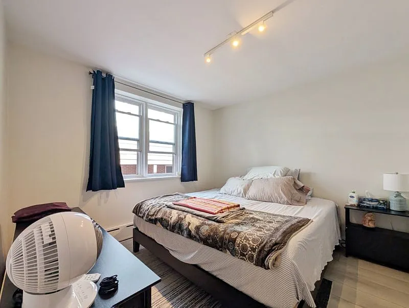 62 Spadina Avenue- 8 — Photo 4