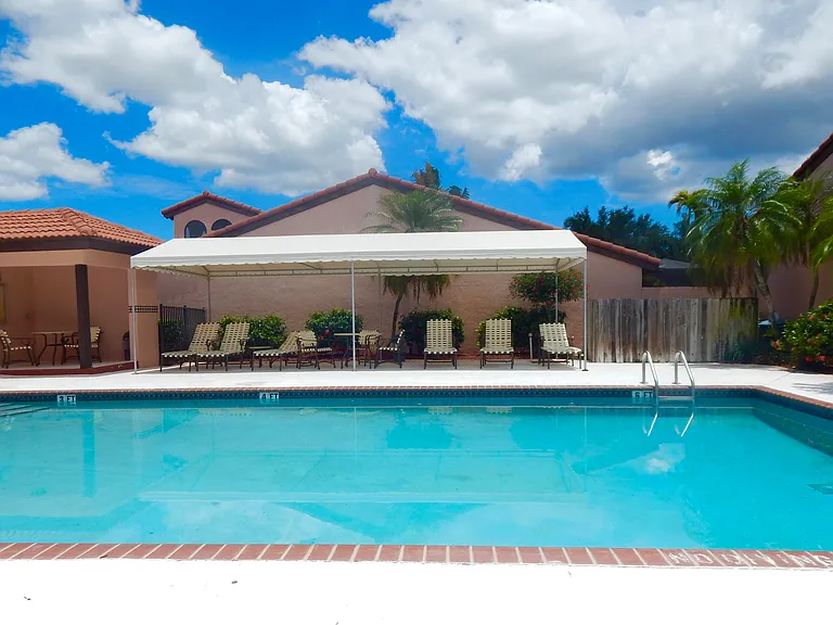 22864 Marbella Cir — Photo 4