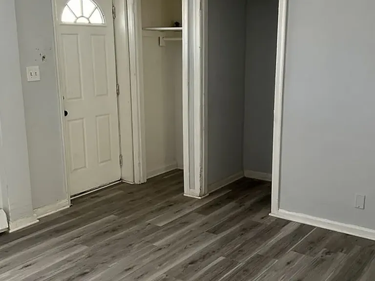 638 Cora Pl #1 — Photo 7