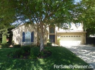 2564 E Granada Ave, Fresno, CA 93720