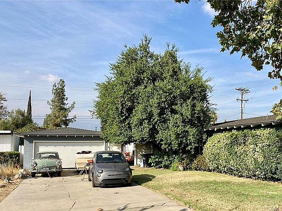 2nd image of 25494 Van Leuven St