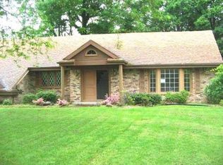 5470 Larchwood Ln, Toledo, OH 43614