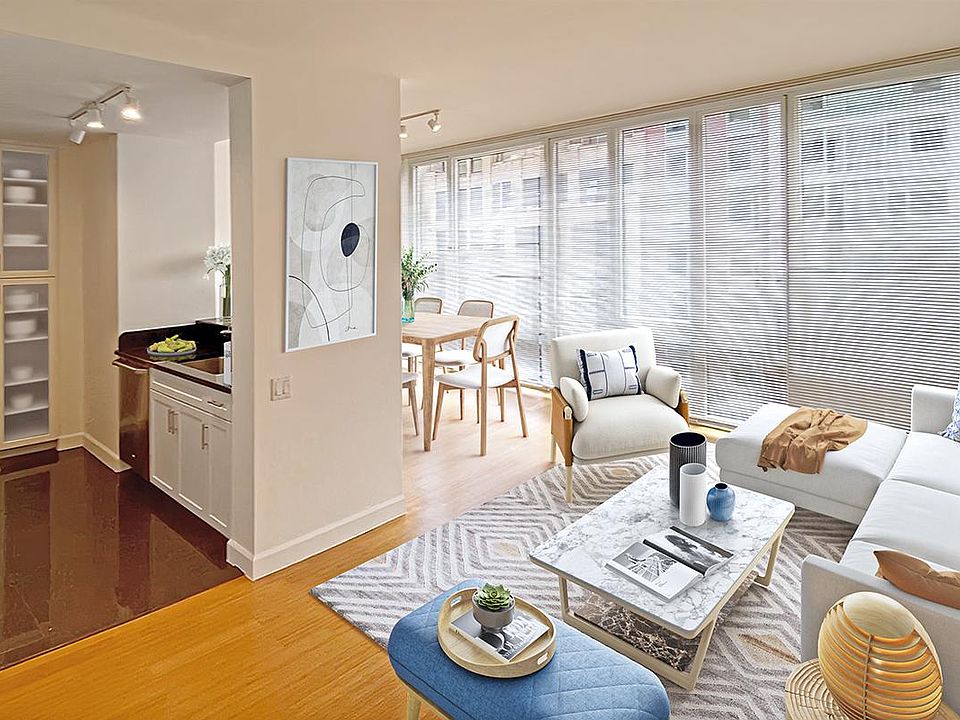 1st image of 320 W 38th St APT 1424