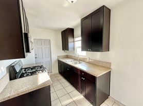4466 49th St, San Diego, CA