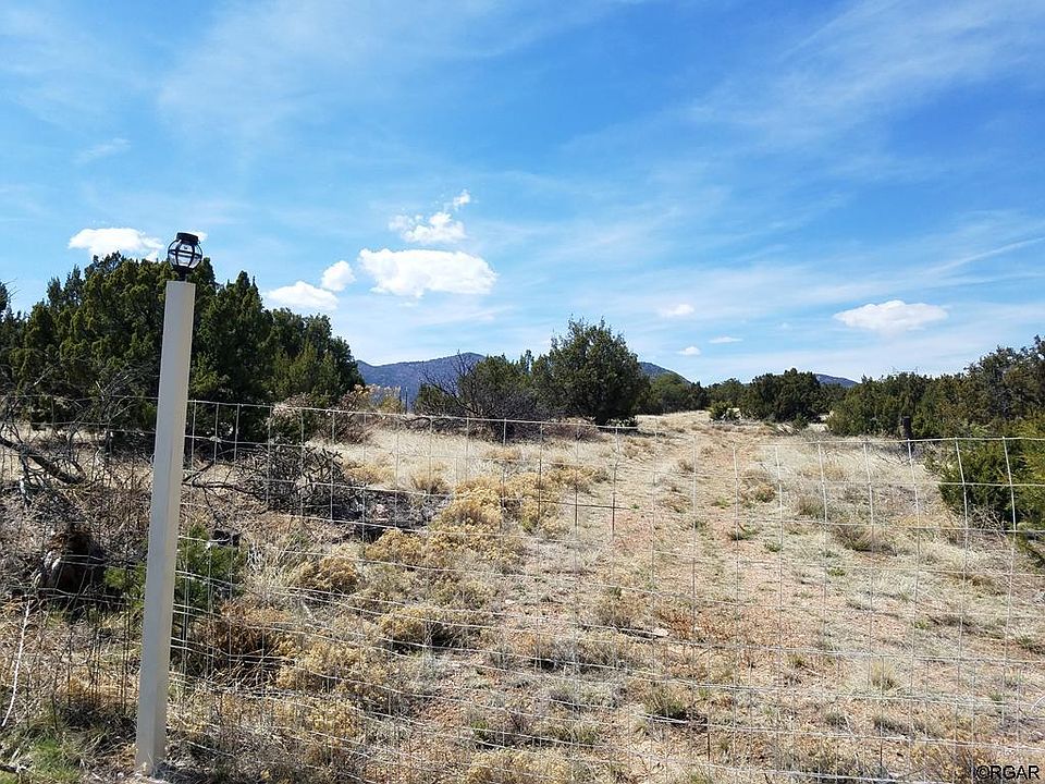 1st image of 355 School House Ln