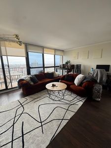 1540 N La Salle Dr APT 1505, Chicago, IL, 60610