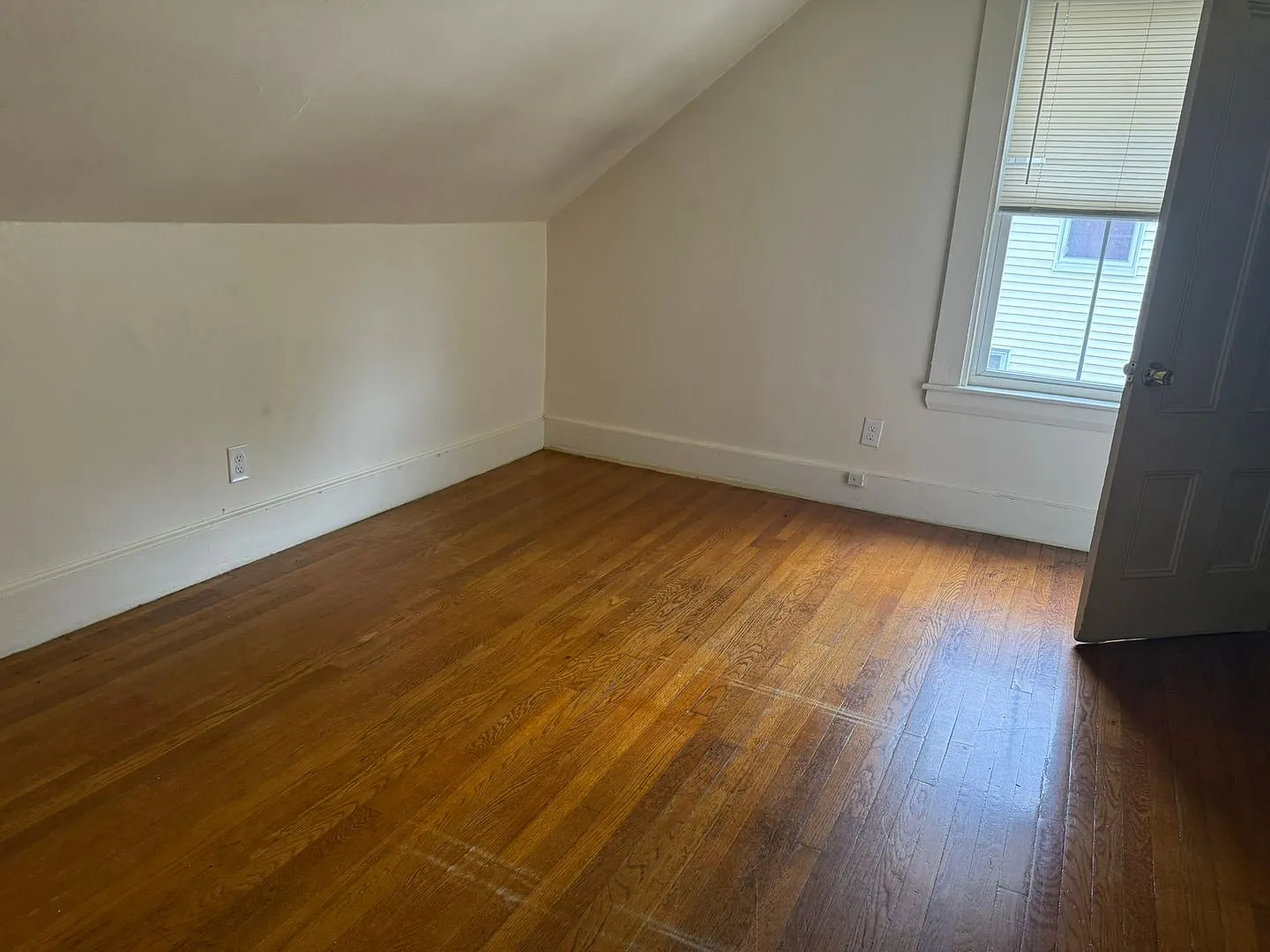 51 Robbins St — Photo 3