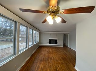 2816 Huffman Blvd, Rockford, IL 61103