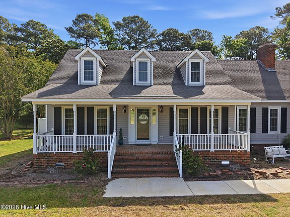 2nd image of 3163 Fox Run Circle