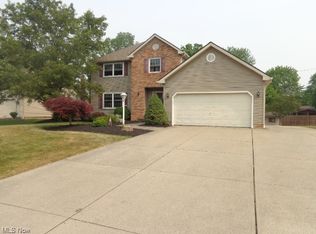 7880 Lime Ln, Parma, OH 44129