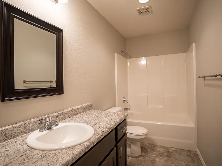 5468 S Main St — Photo 24