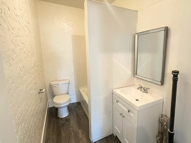 3062 Adams Ave — Photo 5