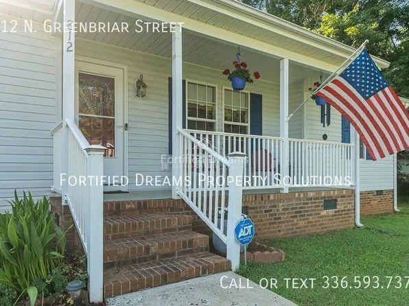 812 N Greenbriar St, Liberty, NC 27298