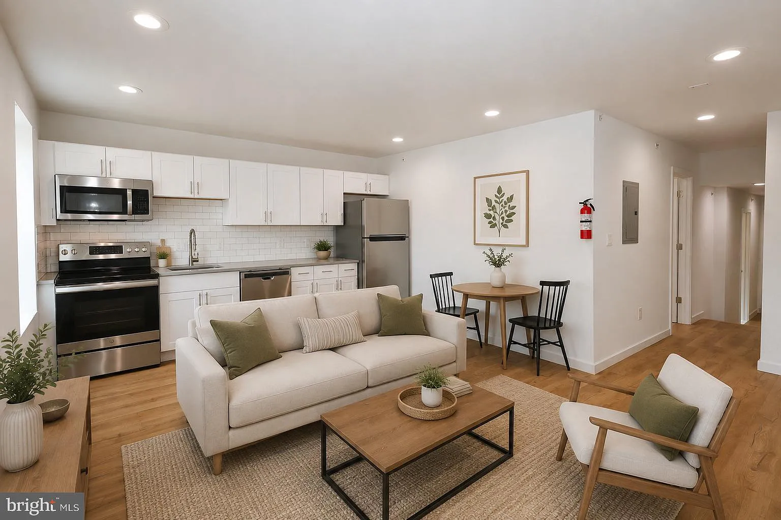 2 bed, 1000 sqft, $1,900 — Photo 3