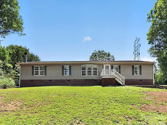 2nd image of 602 Timberwood Dr