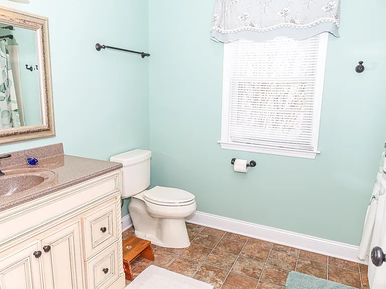 5216 Waterview Dr — Photo 22