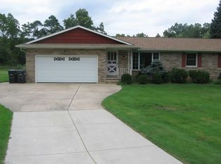 8321 Hillside Rd, Independence, OH 44131