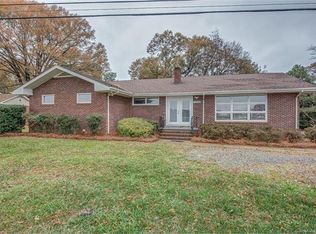 10924 Moores Chapel Rd, Charlotte, NC 28214