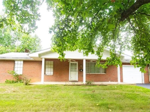 4828 Cinderella Dr, Alton, IL 62002