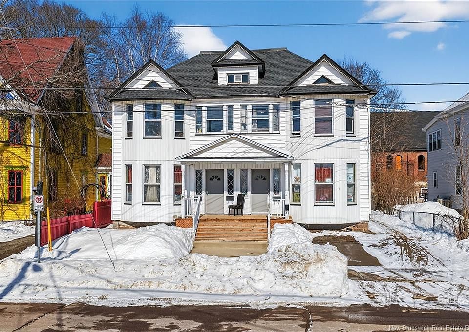 1st image of 47 Dufferin St #45