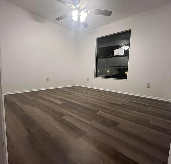 159 SE Santa Barbara Pl — Photo 12