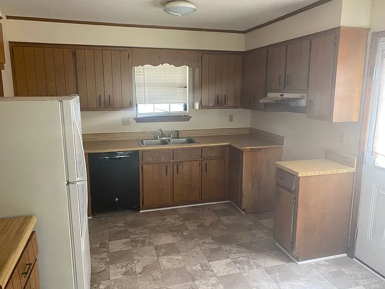 2105 Vail Dr — Photo 12