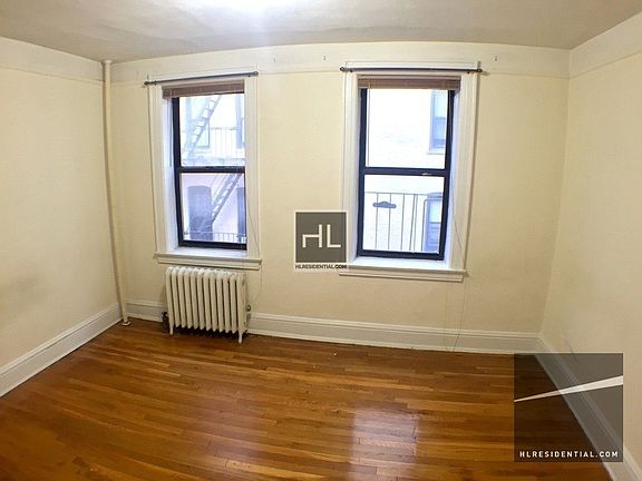 5th image of 3071 33rd St Bsmt 2