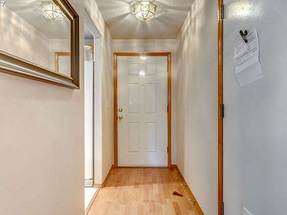 4th image of 13011 NE 38th St