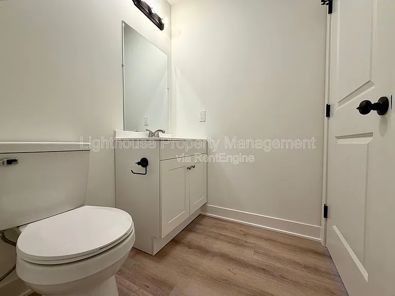 313 Orchard Ave #2 — Photo 6