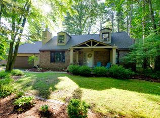 7186 Peaceful Valley Rd, Williamsburg, MI 49690