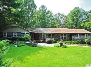 6 Yorktown Pl, Northport, NY 11768